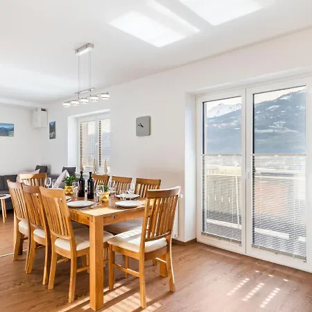 Beautiful Holiday Near Ski Area In Appartamento Piesendorf