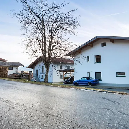 Beautiful Holiday Near Ski Area In Appartamento Piesendorf
