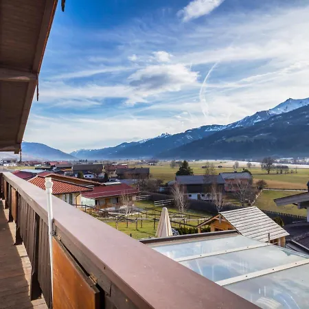 Beautiful Holiday Near Ski Area In Piesendorf